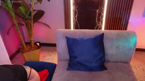 Snapshot of la_diabla_111_ chatting on 01/06/26, 08:12 Karime online show from 01/06/26, 08:12