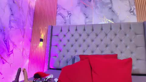 la_indiia online show from 11/19/25, 12:27