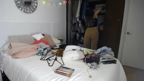 Catalina online show from 04/20/26, 03:31