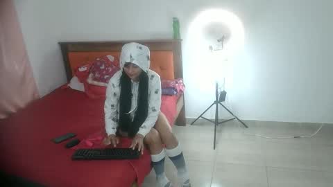 la_wuaifu1 online show from 11/17/25, 07:30