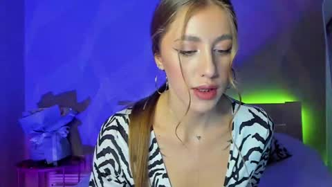 Snapshot of laangelsa chatting on 01/30/25, 02:04 LaAngel online show from 01/30/25, 02:04