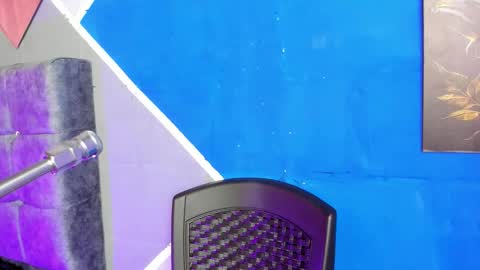 Snapshot of laau_hot1 chatting on 02/17/26, 08:04 danny online show from 02/17/26, 08:04