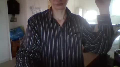 labelette007 online show from 12/25/24, 01:19