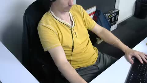 labelette007 online show from 01/08/25, 04:33