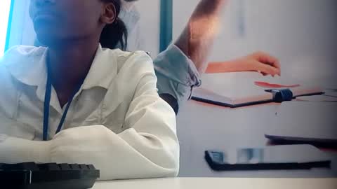 Snapshot of labimbo chatting on 03/01/25, 08:02 labimbo online show from 03/01/25, 08:02