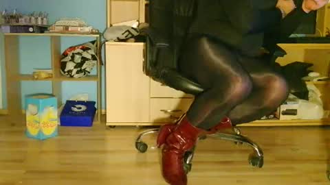 labondage online show from 04/09/26, 12:32