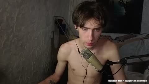 Snapshot of labour_guy chatting on 06/15/26, 02:30 Marco online show from 06/15/26, 02:30