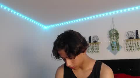 labrinthteasing online show from 03/31/26, 07:25