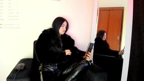 lace_victoria online show from 01/11/25, 11:13
