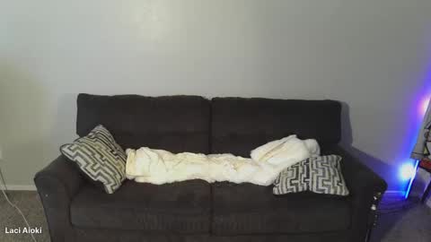 Laci Aioki online show from 04/15/26, 07:58