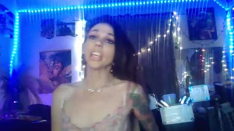 Laci online show from 09/16/25, 11:55