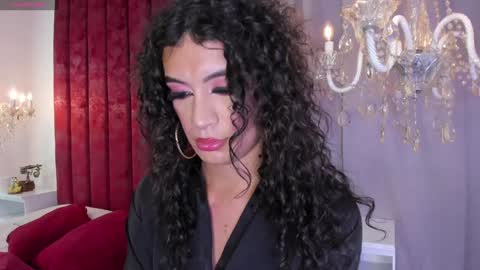 Snapshot of lacolorina_ chatting on 01/16/25, 11:06 Colorina online show from 01/16/25, 11:06