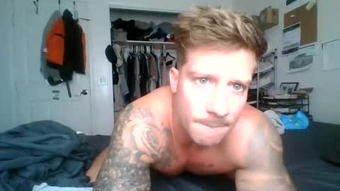 lacrioxcum18 online show from 11/23/25, 09:14