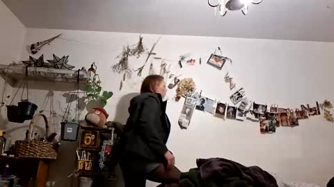 lacybell online show from 03/28/26, 09:20