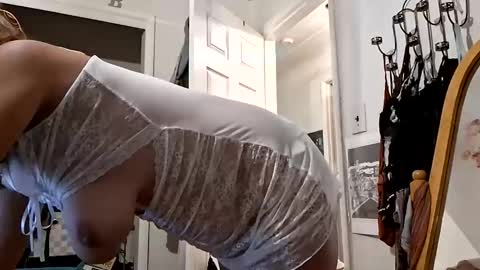 lacybell online show from 04/14/26, 05:13