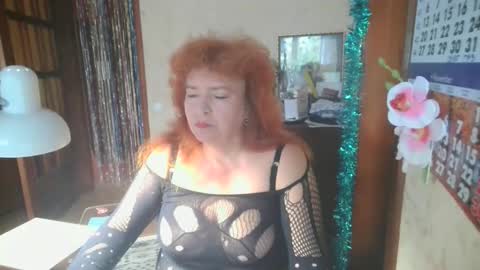 Snapshot of ladamay chatting on 10/09/25, 11:52 LadaMay online show from 10/09/25, 11:52