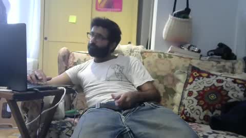 Snapshot of ladex96 chatting on 10/07/25, 02:47 Ali online show from 10/07/25, 02:47