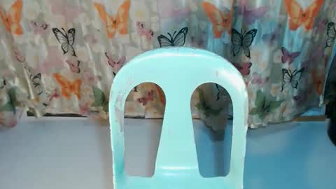 ladiekissesex online show from 12/02/25, 09:43