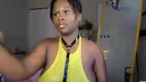 Snapshot of ladiosa_selene chatting on 07/13/26, 11:18 La Diosa Selene online show from 07/13/26, 11:18