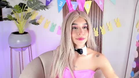   online show from 04/05/26, 09:56