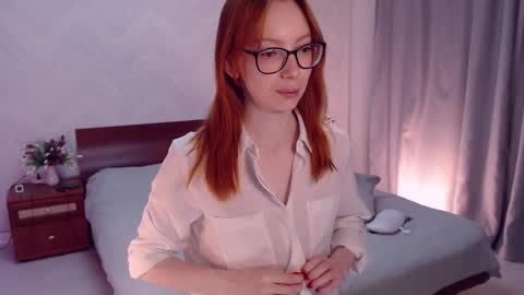 lady_biscuit online show from 01/11/26, 06:57