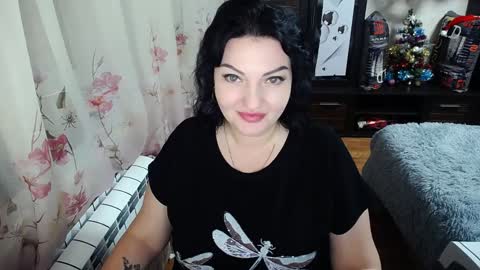Snapshot of lady_boom_ chatting on 12/21/24, 06:23 lady_boom_ online show from 12/21/24, 06:23