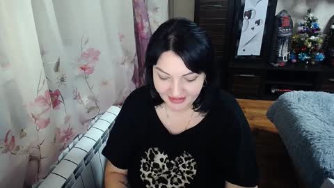 Snapshot of lady_boom_ chatting on 12/22/24, 06:37 lady_boom_ online show from 12/22/24, 06:37