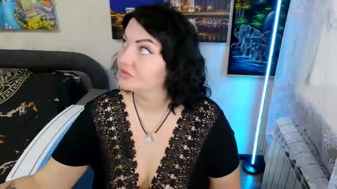 Snapshot of lady_boom_ chatting on 09/29/25, 05:45 lady_boom_ online show from 09/29/25, 05:45