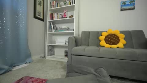 Snapshot of lady_bpd chatting on 05/17/26, 02:13 Anna online show from 05/17/26, 02:13