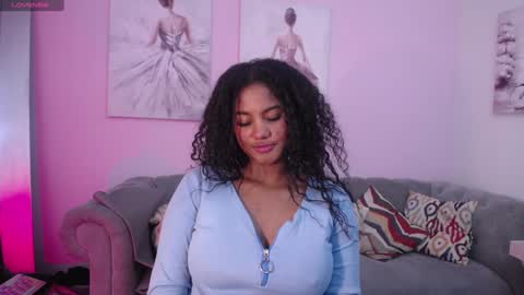 Snapshot of lady_danbury chatting on 01/04/25, 11:59 Karla - Instagram   lady karla1 online show from 01/04/25, 11:59