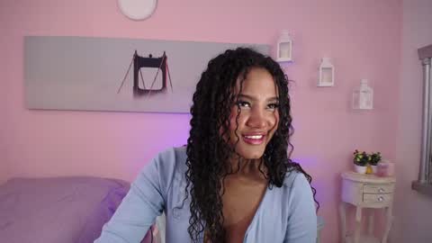 Snapshot of lady_danbury chatting on 01/11/25, 04:25 Karla - Instagram   lady karla1 online show from 01/11/25, 04:25