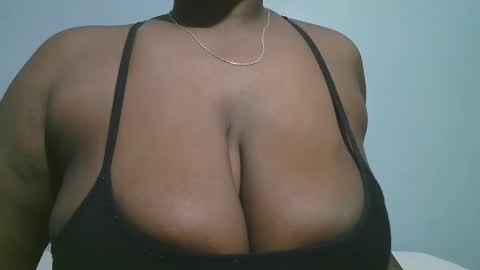 lady_dearra online show from 02/03/26, 03:26