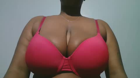 lady_dearra online show from 02/10/26, 03:21