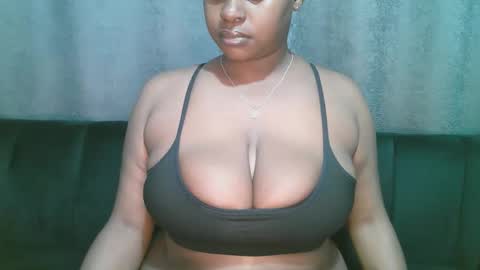 lady_dearra online show from 03/23/26, 03:21