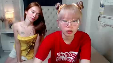 Snapshot of lady_galacticax chatting on 12/12/24, 08:57 online show from 12/12/24, 08:57