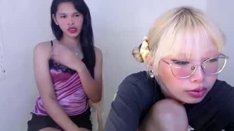 Snapshot of lady_galacticax chatting on 01/06/25, 11:51 online show from 01/06/25, 11:51