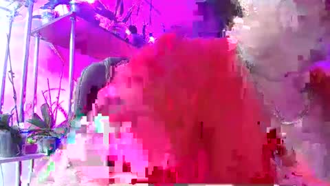 Snapshot of lady_gloria chatting on 12/18/24, 02:38 Lady Gloria online show from 12/18/24, 02:38