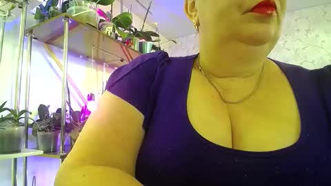 Lady Gloria online show from 02/13/26, 10:00