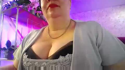 Lady Gloria online show from 05/06/26, 05:03