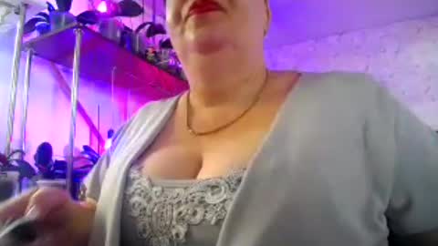Lady Gloria online show from 06/12/26, 06:12