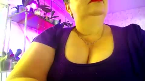 Lady Gloria online show from 07/04/26, 05:46