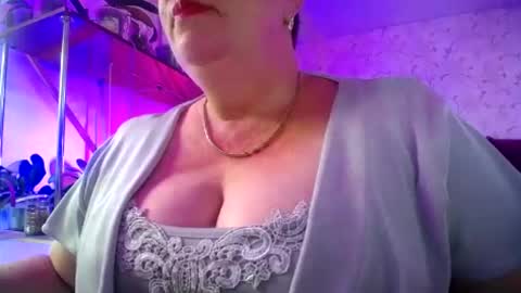 Lady Gloria online show from 08/08/26, 09:11