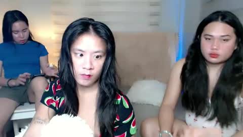    online show from 02/25/25, 02:14