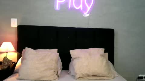 Lady khaleesi online show from 02/15/25, 08:11