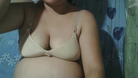 lady_love063 online show from 01/23/25, 09:18