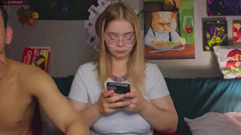Snapshot of lady_lucky_love chatting on 09/12/25, 06:41 KENDALL NATHANPVT IS OPEN online show from 09/12/25, 06:41