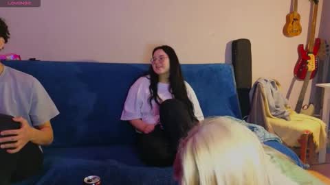 Snapshot of lady_lucky_love chatting on 10/02/25, 07:43 KENDALL NATHANPVT IS OPEN online show from 10/02/25, 07:43