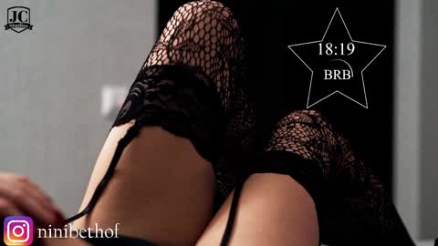    700  1300 -5 online show from 03/01/25, 04:44