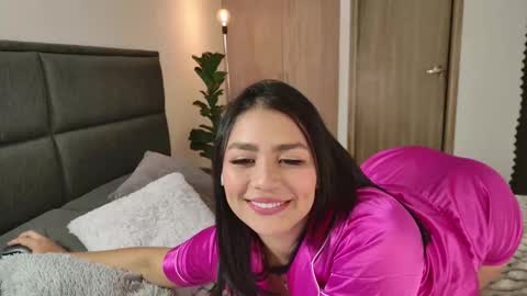    700  1300 -5 online show from 10/11/25, 12:58