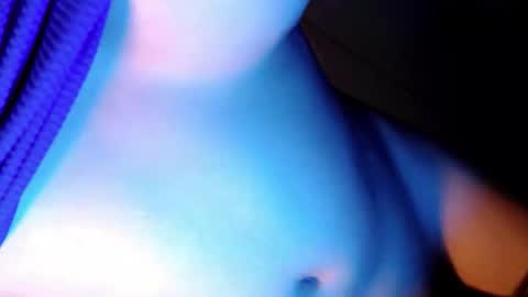 Ella online show from 03/27/26, 12:05